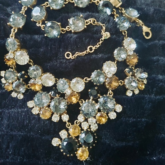 Crystal Statement Necklace - Picture 9 of 11